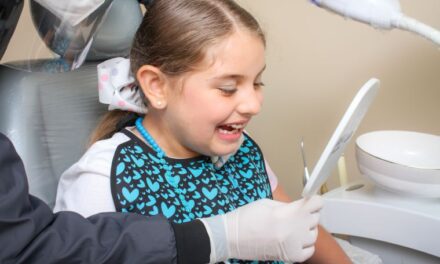 Vamos a desmitificar el Bruxismo infantil: claves para proteger la salud dental de tus hijos en tiempos de estrés