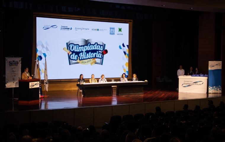 Más de 1.500 estudiantes participaron en las Olimpíadas de Historia 2024-2025