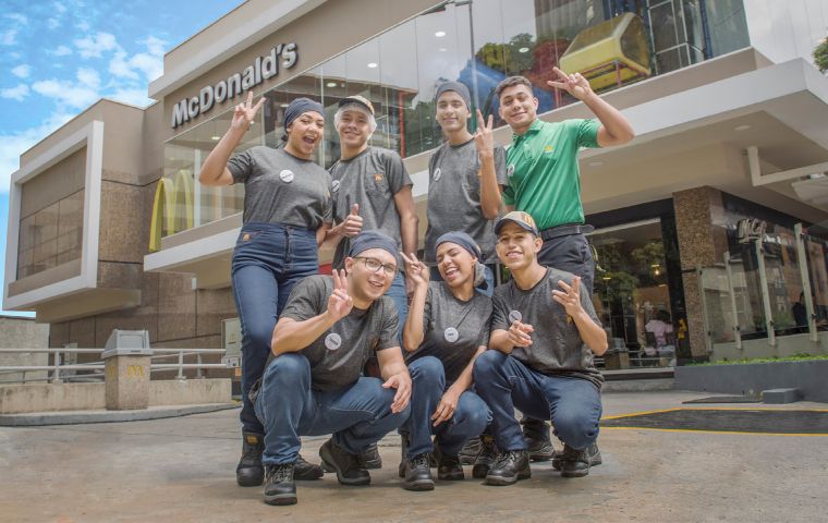 Arcos Dorados generó más de 480.000 instancias de formación y empleo en Latinoamérica