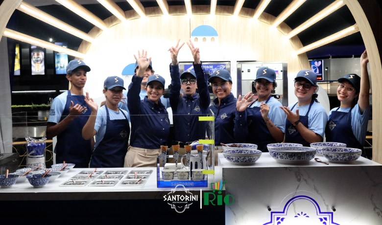 Rio Supermarket lanza al mercado su heladería de yogurt griego Santorini