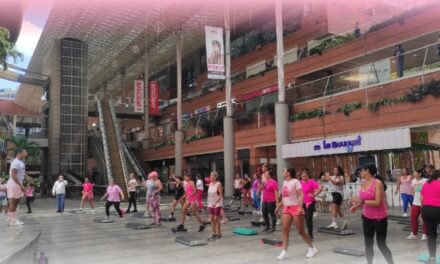 Gold’s Gym se une a la Sociedad Anticancerosa de Venezuela para promover la salud y la prevención del cáncer de mama