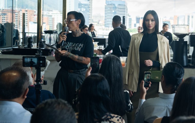Galería Avanti anuncia su programación especial aniversario con moda, solidaridad y celebración