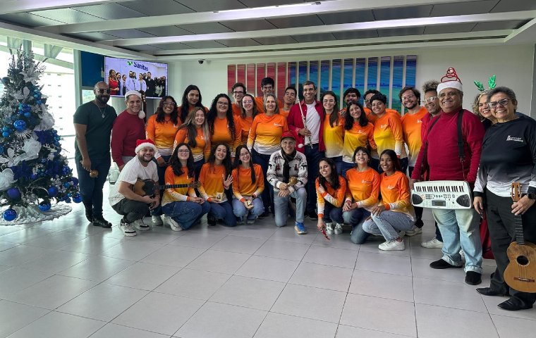 Huáscar Barradas inicia la Navidad en el GMSP con recorrido musical