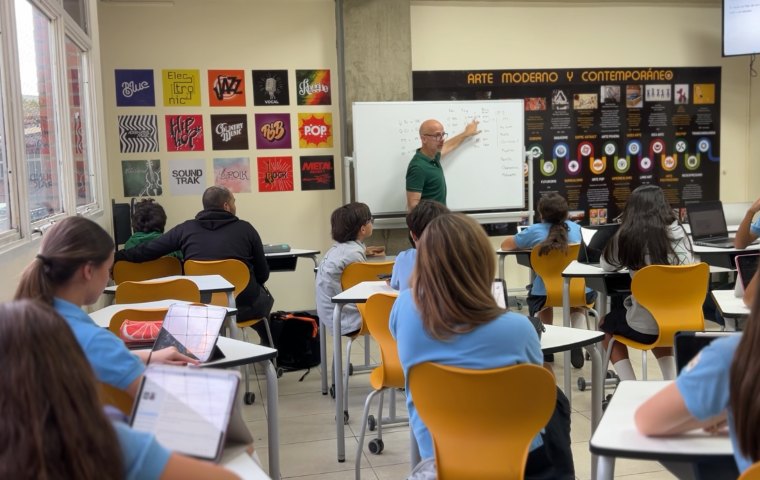 Bangente impulsa y transforma el futuro financiero de jóvenes estudiantes