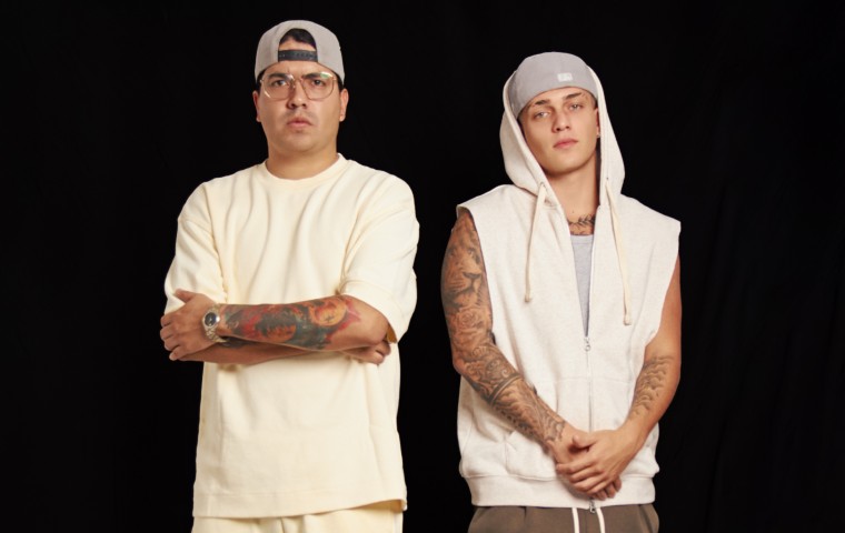 Elio Leiros lanza su nuevo sencillo titulado Pa’ Qué? junto a Omark11