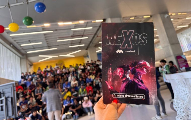 Nexos Movilnet inicia recorrido en universidades