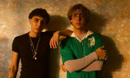 RAWAYANA y DannyLux presentan una propuesta audiovisual que trasciende el formato musical