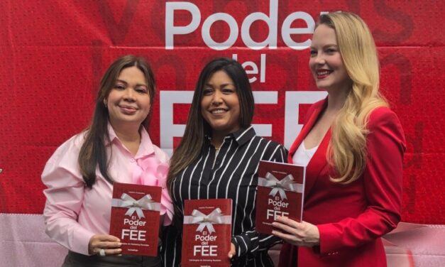 Jennifer Fernández presentó en Caracas su libro El Poder del FEE