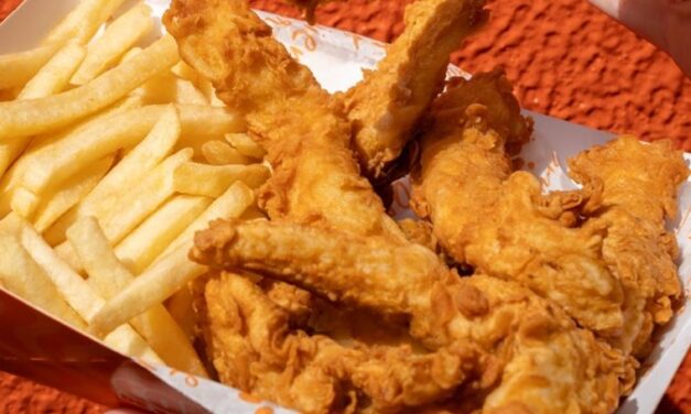 Arturos expande su menú con los nuevos Tenders de Pollo 