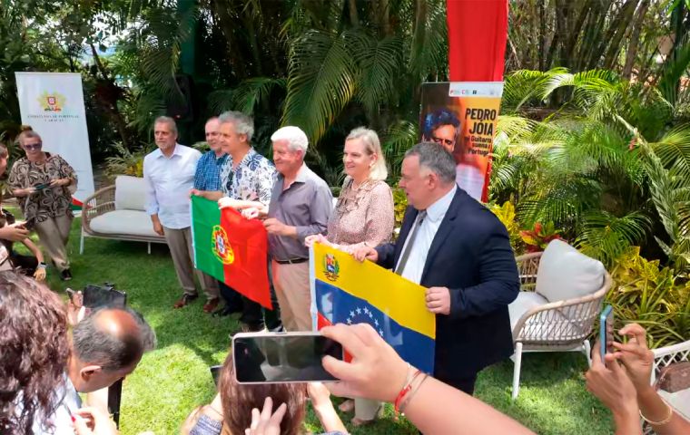 Pedro Jóia cautiva a la prensa con «Ícaro» y anuncia dos conciertos para celebrar en Caracas el Día de Portugal