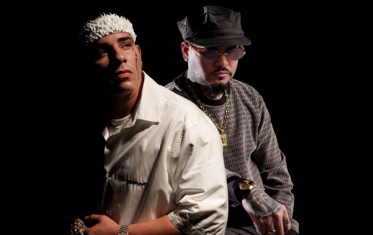 Kendo Kaponi y Farruko reescriben su historia con «Se Equivocan»