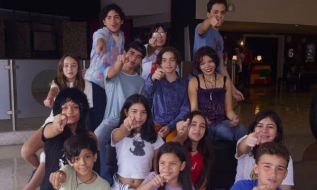 Alumnos de la Escuela de Artes Escénicas VG presentan funciones benéficas en el Teatro Líder