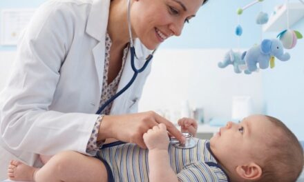 Apoyo familiar y guía pediátrica frenan impacto del trauma por sismos en niños