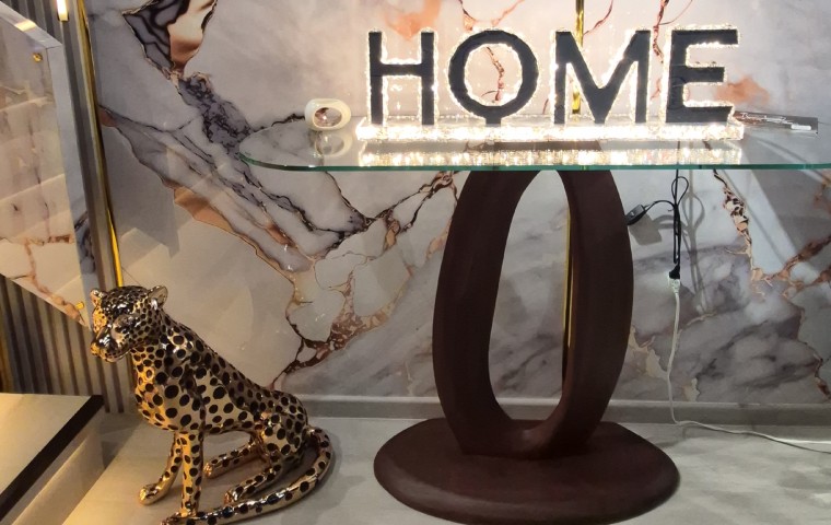 Decoraciones Furniture JP & MK inaugura su nuevo showroom y redefine el diseño de interiores con tecnología y exclusividad