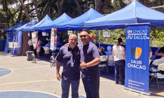 El concejal Danny González, junto a Salud Chacao vela por la salud de la comunidad