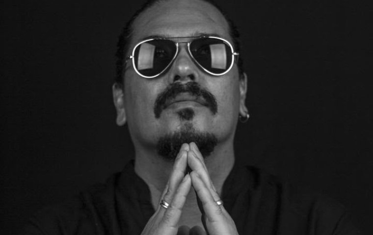 Fabián Santamaría presentará su espectáculo “Colombian Folklore & Rock” en Hard Rock Café Caracas