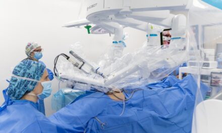 El futuro ya está aquí: CDD Las Mercedes inicia una nueva era de cirugía robótica privada en Venezuela