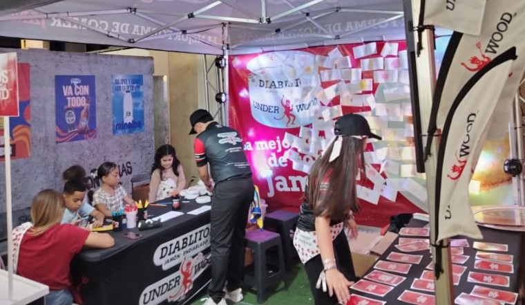 Los caraqueños le dieron la vuelta al Arepa Fest con el sabor de Diablitos™