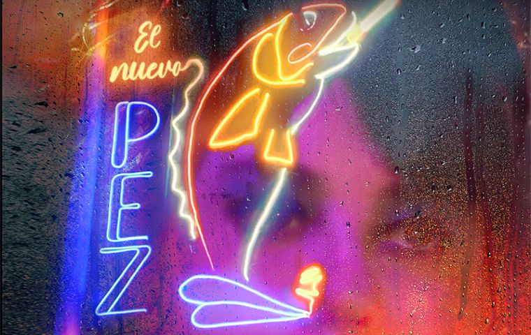 Luis Fernández & Mimí Lazo desafían el cine nacional con el revelador estreno de “El nuevo pez que fuma”