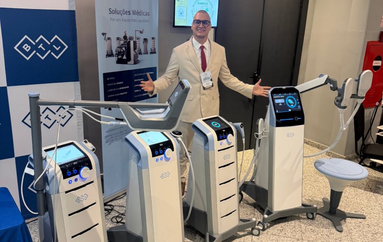 El traumatólogo venezolano Bedixo Valbuena presenta en Brasil un innovador protocolo no invasivo para la rotura del tendón de Aquiles